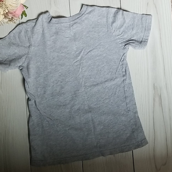 Carter's gray crane short sleeve t-shirt (Size 5) - Picture 3 of 3